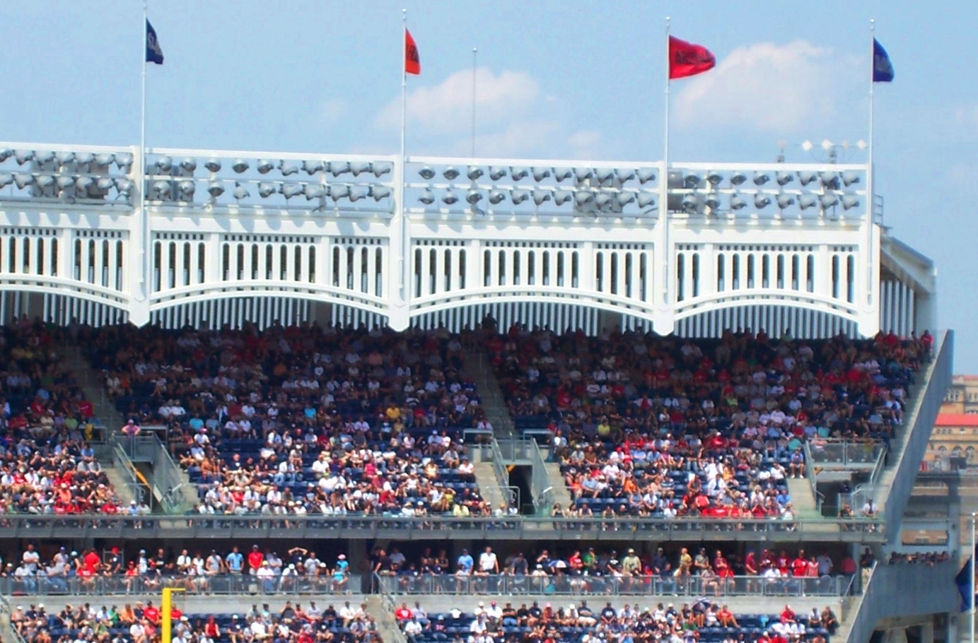 Yankee-stadium-frieze.jpg